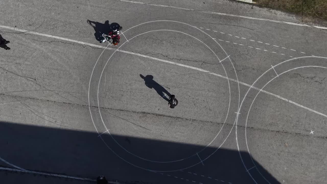 Video preview – Hero Video